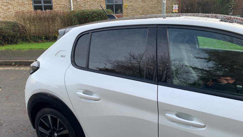 Peugeot 208 1.2 PureTech 100 GT Premium 5dr Petrol Hatchback